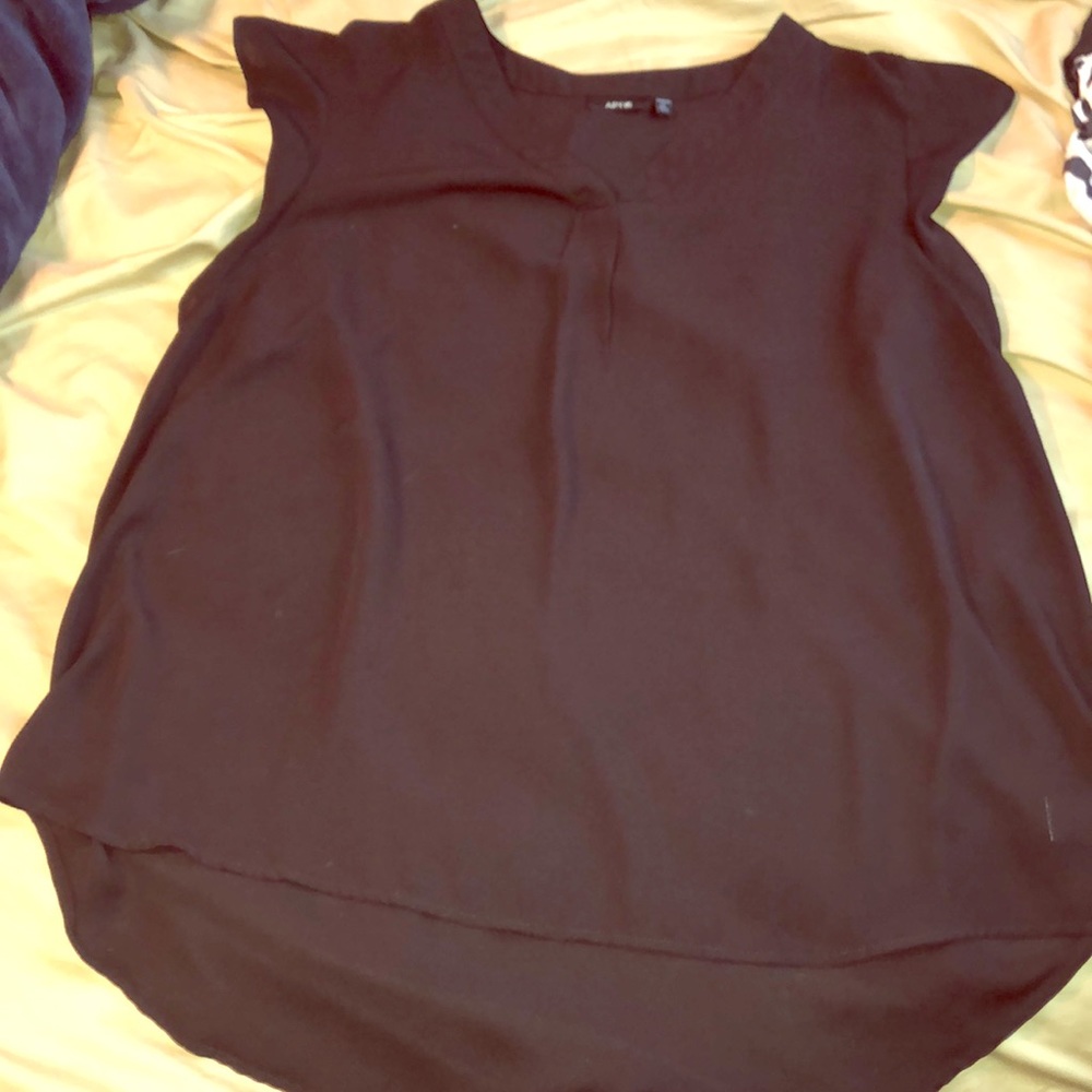 Black shirt